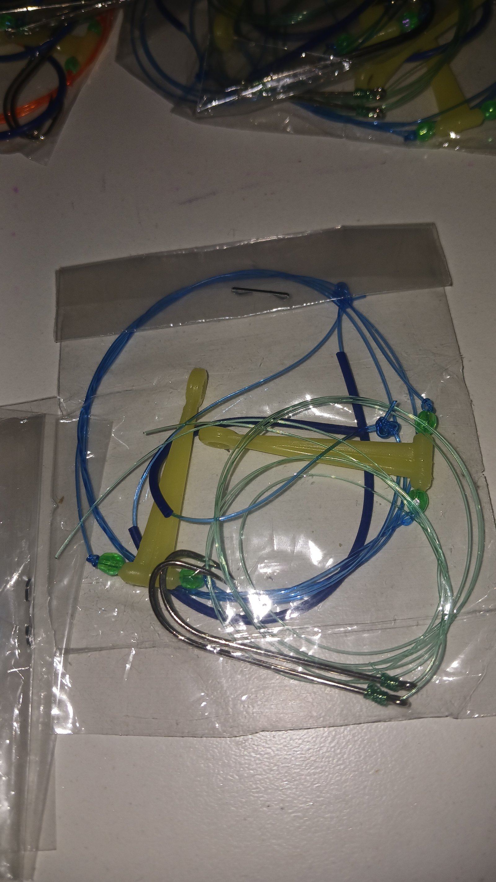Líneas Para variada C/ Anzuelos x 5